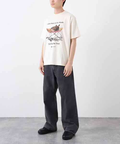 Snow Peak(スノーピーク)の「snow peak / スノーピーク 別注 キャンプ ドッグ Tシャツ(Tシャツ/カットソー・メンズ・ストーン・X-LARGE/LARGE/MEDIUM)」の16枚目の写真
