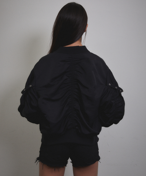VOONT(ブント)の「Eyelet Strap MA-1 Jacket (BLACK)(ブルゾン・レディース・ブラック・OS)」の14枚目の写真