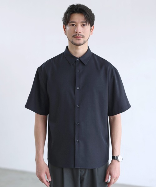 SPU(スプ)の「【セットアップ対応】【防シワ・防ピリング・接触冷感】機能性素材テックリネン半袖レギュラーカラーシャツ(シャツ/ブラウス・メンズ・ブラック/ナチュラル/ネイビー/チャコール・XL/L/M/S)」の12枚目の写真