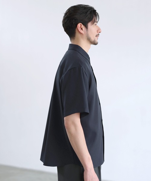SPU(スプ)の「【セットアップ対応】【防シワ・防ピリング・接触冷感】機能性素材テックリネン半袖レギュラーカラーシャツ(シャツ/ブラウス・メンズ・ブラック/ナチュラル/ネイビー/チャコール・XL/L/M/S)」の13枚目の写真