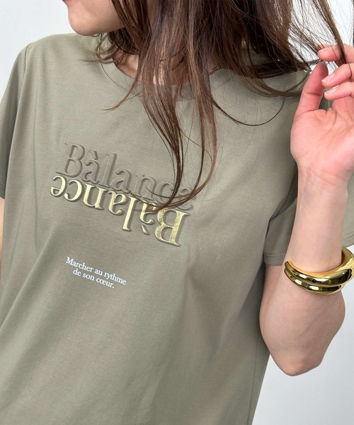 Lo-Fi(ローファイ)の「【WEB限定】エンボス箔プリントTシャツ(Tシャツ/カットソー・レディース・ブラック/カーキ/オフホワイト・M)」の3枚目の写真