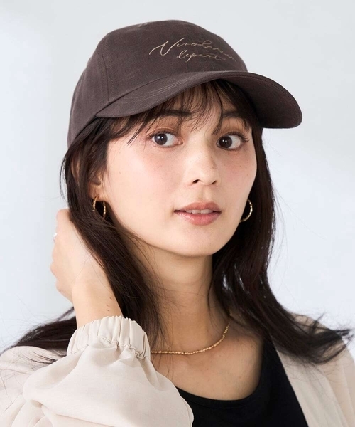 a.v.v(アーヴェヴェ)の「リネンキャップ(キャップ・レディース・ミント/アイボリー/ブラウン・38)」の3枚目の写真