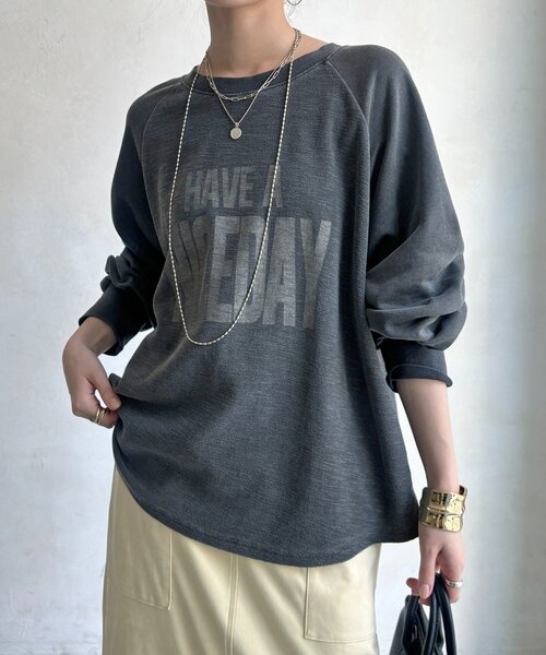 DouDou(ドゥドゥ)の「スラブ天竺ロゴロンTEE(Tシャツ/カットソー・レディース・ピンク/ホワイト/ベージュ/チャコールグレー・FREE)」の3枚目の写真