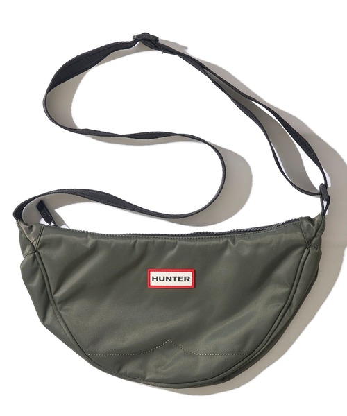HUNTER(ハンター)の「【HUNTER / ハンター】Claymorie Nylon Sling / ナイロン スリングバッグ(ショルダーバッグ・レディース・ブラック/オリーブ・FREE)」の2枚目の写真