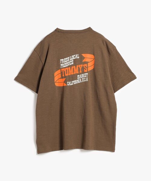 tommy jeans(トミー ジーンズ)の「リラックスノベルティショートスリーブTシャツ(Tシャツ/カットソー・メンズ・マルチ/ホワイト/ブラウン・X-LARGE/SMALL/X-SMALL/MEDIUM/LARGE)」の14枚目の写真