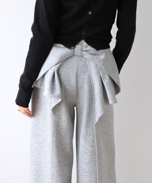 AMELY(エミリー)の「バックリボン スウェットパンツ(スウェットパンツ・レディース・グレー/ブラック・フリー)」の11枚目の写真