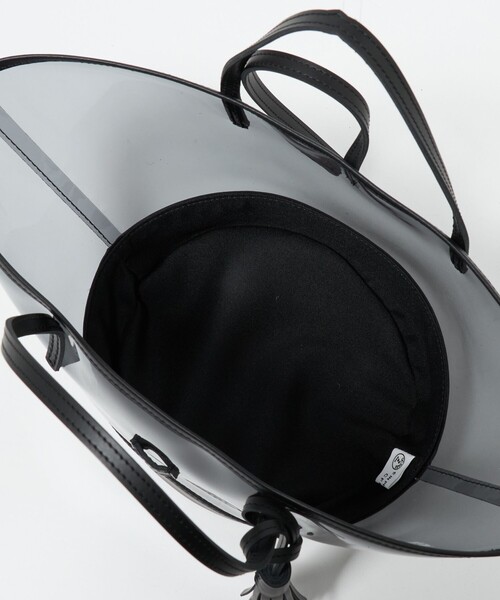 The Bagmati（ザバグマティ）の「【別注】＜THE BAGMATI＞ Clear BLK（ハンドバッグ・レディース・ブラック・FREE）」の2枚目の写真