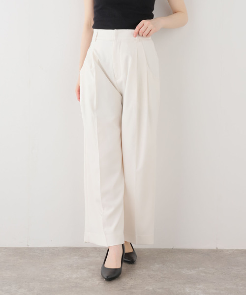 La TOTALITE（ラトータリテ）の「【洗える】タックポケットワイドパンツ（その他パンツ・レディース・ホワイト/ベージュ/ブラック・38/36）」の2枚目の写真
