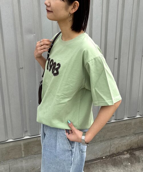 CIAOPANIC TYPY（チャオパニックティピー）の「【WEB限定】【UNISEX】1983アップリケTEE（Tシャツ/カットソー・レディース・グレー/ブルー/グリーン/ネイビー・LARGE/MEDIUM）」の5枚目の写真