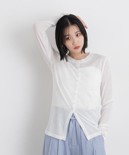 NANO universe（ナノユニバース）の「シアーリブカットソー多ボタンデザイントップス（Tシャツ/カットソー・レディース・イエロー/オフホワイト/ブラック・FREE）」の2枚目の写真