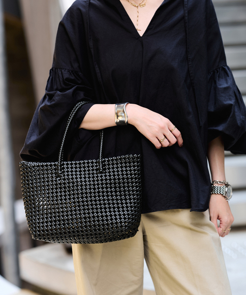 The Bagmati(ザバグマティ)の「THE BAGMATI/バクマティ PVC MESH M TOTE(トートバッグ・レディース・ブラック/ブラウン・FREE)」の7枚目の写真