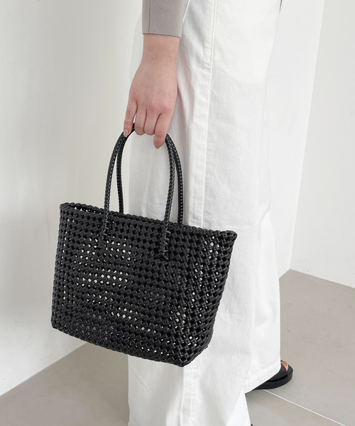 The Bagmati(ザバグマティ)の「THE BAGMATI/バクマティ PVC MESH M TOTE(トートバッグ・レディース・ブラック/ブラウン・FREE)」の12枚目の写真