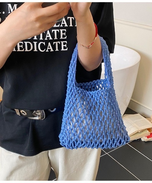 Ritzy（リッツィー）の「メッシュ編み コンパクトサイズのトートバッグ（トートバッグ・レディース・ブルー/グリーン/ホワイト/ブラウン/パープル/ブラック/イエロー/マスタード・FREE）」の6枚目の写真