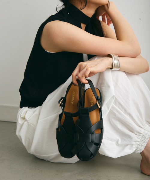 Trish(トリッシュ)の「グルカサンダル(サンダル・レディース・ブラック/キャメル・LARGE/MEDIUM)」の3枚目の写真