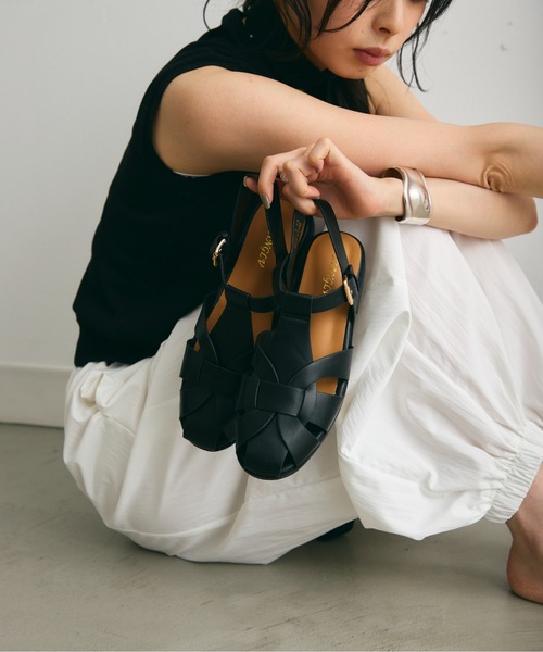 Trish(トリッシュ)の「グルカサンダル(サンダル・レディース・ブラック/キャメル・LARGE/MEDIUM)」の20枚目の写真