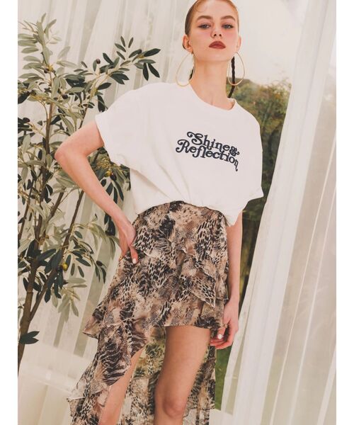 EVRIS（エヴリス）の「【2サイズ】フリルショルダーアシンメトリーロングワンピース（ワンピース・レディース・ブラック/その他1/ベージュ/ホワイト・MEDIUM/SMALL）」の16枚目の写真