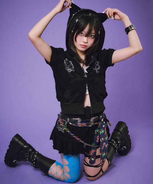 GALFY(ガルフィー)の「『GALFY/ガルフィー』VIVI★GALパーカー【Z】(パーカー・レディース・ブラック/ピンク・FREE)」の4枚目の写真