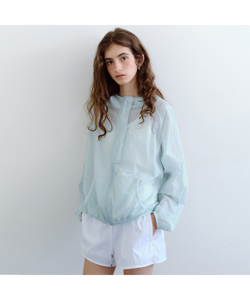 URAGO(ユラーゴ)の「Light nylon hooded jumper(ナイロンジャケット・レディース・チャコールグレー/ミント/ホワイト・FREE)」の3枚目の写真