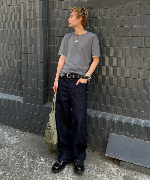 MAISON MINED(メゾンミネド)の「LOW BAGGY PANTS INDIGO(デニムパンツ・メンズ・その他・SMALL/MEDIUM/LARGE)」の2枚目の写真