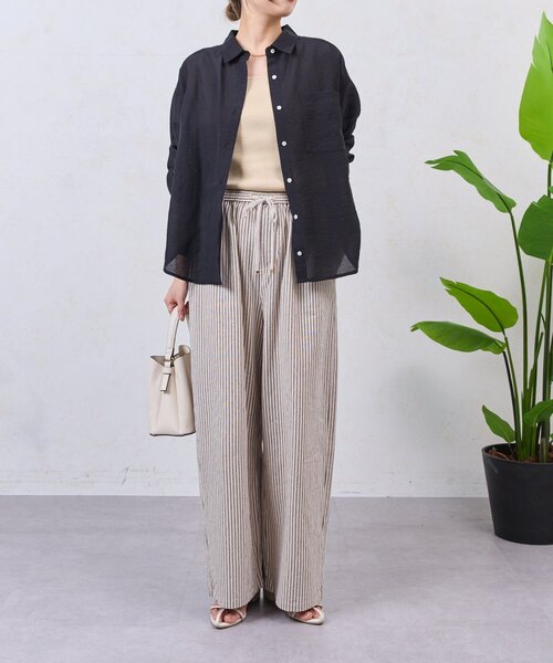 Jena espace merveilleux(ジェナ エスパスメルヴェイユ)の「シアーリラックスSH(シャツ/ブラウス・レディース・ブラック/ベージュ/オフホワイト・FREE)」の10枚目の写真