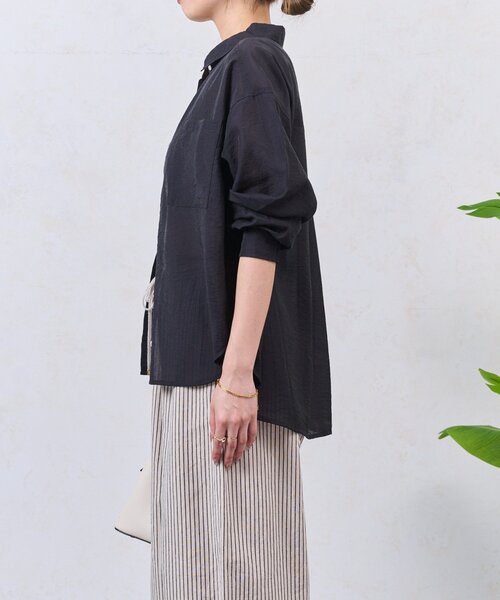 Jena espace merveilleux(ジェナ エスパスメルヴェイユ)の「シアーリラックスSH(シャツ/ブラウス・レディース・ブラック/ベージュ/オフホワイト・FREE)」の15枚目の写真