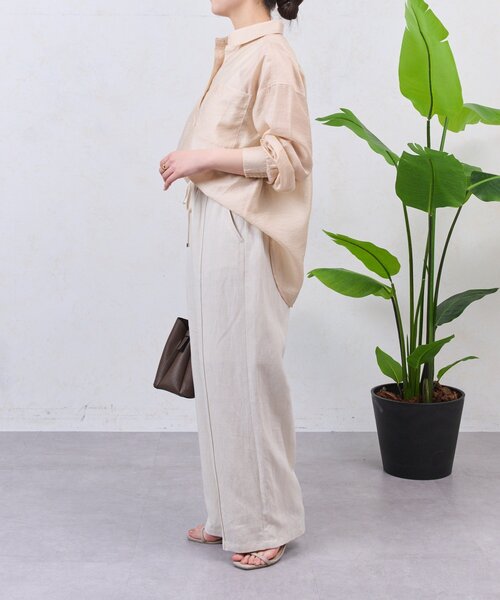 Jena espace merveilleux(ジェナ エスパスメルヴェイユ)の「シアーリラックスSH(シャツ/ブラウス・レディース・ブラック/ベージュ/オフホワイト・FREE)」の18枚目の写真