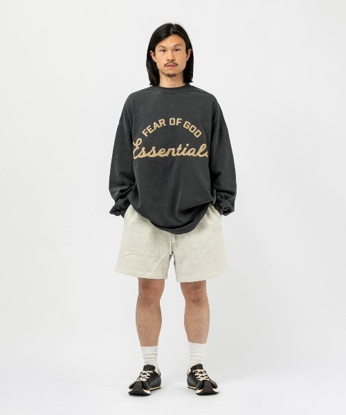 FOG ESSENTIALS(エフオージーエッセンシャルズ)の「ESSENTIALS SIGNATURE CLASSIC SHORT エッセンシャルズ シグネイチャークラシックショート(その他パンツ・メンズ・オフホワイト・SMALL/X-SMALL/LARGE/MEDIUM)」の8枚目の写真