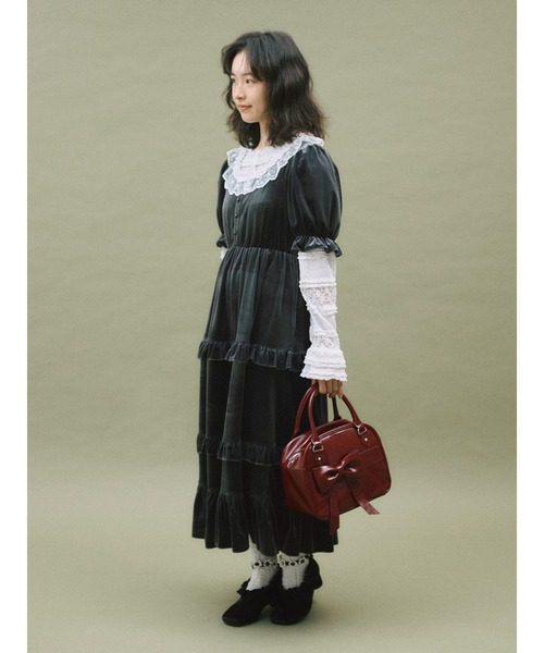 merry jenny(メリージェニー)の「ベロアパフスリーブワンピース(ワンピース・レディース・グレー/ブラック/ブラウン・FREE)」の4枚目の写真