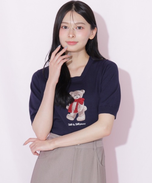 JILL by JILL STUART(ジルバイジルスチュアート)の「〈BEARシリーズ〉モチーフニット(ニット/セーター・レディース・ピンク/ホワイト/ネイビー・FREE)」の1枚目の写真
