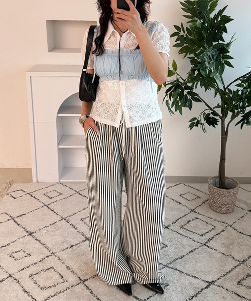 MUHET（ミュエータ）の「gather lace shirt / ギャザーレースシャツ（シャツ/ブラウス・レディース・ネイビー/オフホワイト/ライトグリーン・FREE）」の11枚目の写真