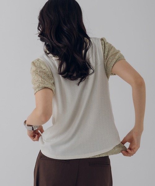 MUHET（ミュエータ）の「gather lace shirt / ギャザーレースシャツ（シャツ/ブラウス・レディース・ネイビー/オフホワイト/ライトグリーン・FREE）」の4枚目の写真
