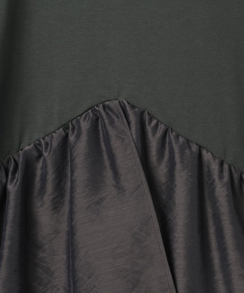 LEPSIM(レプシィム)の「ドッキングペプラムチュニック 759485(Tシャツ/カットソー・レディース・ブラック/チャコールグレー/オフホワイト・FREE)」の4枚目の写真