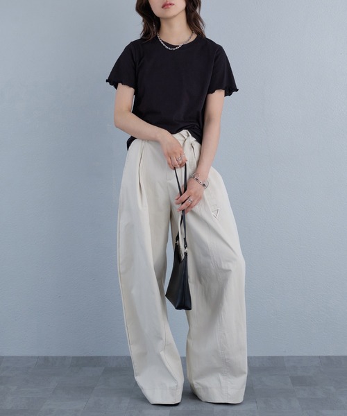 murea（ミュレア）の「トライアングルポイントデザインカーブパンツ（その他パンツ・レディース・アイボリー/ブラック・S/M）」の11枚目の写真