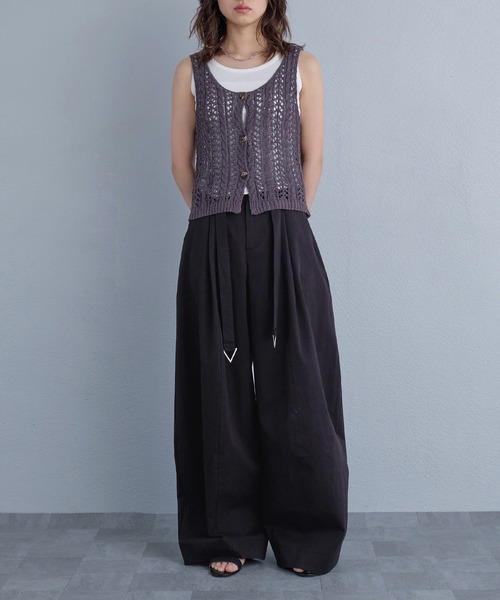 murea（ミュレア）の「トライアングルポイントデザインカーブパンツ（その他パンツ・レディース・アイボリー/ブラック・S/M）」の16枚目の写真