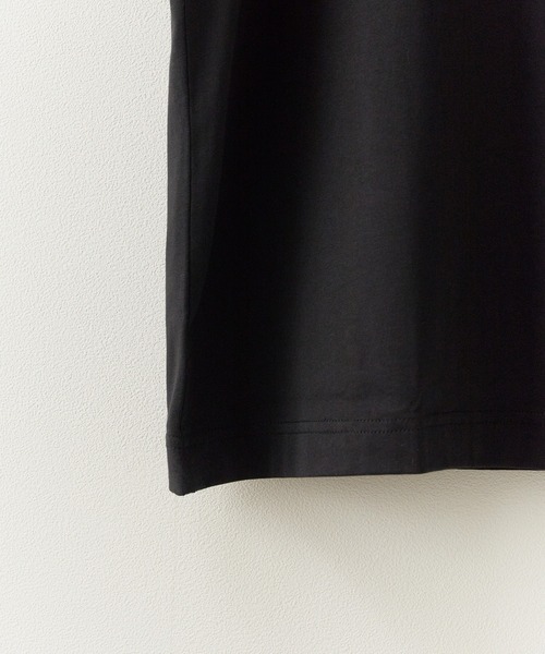 Calvin Klein(カルバン・クライン)の「Calvin Klein/ A - MONOLOGO OVERSIZED TEE / 4RAB823 夏服Calvin Klein/ A - MONOLOGO OVERSIZED TEE / 4RAB823 秋服 冬服(Tシャツ/カットソー・メンズ・ホワイト/ブラック・L/M/S)」の4枚目の写真