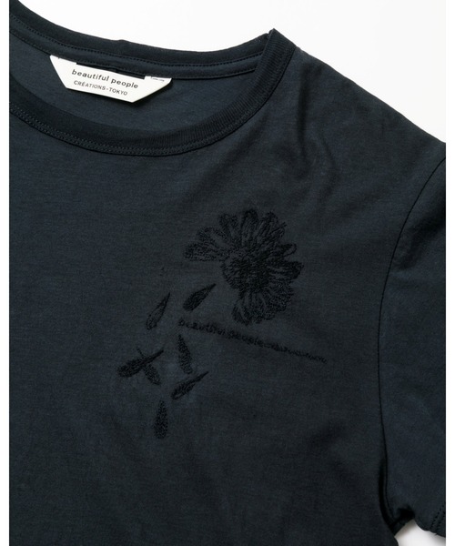 beautiful people（ビューティフルピープル）の「【beautiful people/ビューティフルピープル】ELS cotton jersey embroidery kids T/Tシャツ/刺繍（Tシャツ/カットソー・レディース・ネイビー/ラベンダー・140）」の8枚目の写真