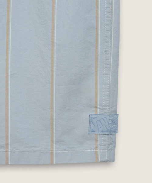 VANS(バンズ)の「ストライプ オックスフォードシャツ / Striped Straight Hem LS Oxford VN000UBGH901(シャツ/ブラウス・メンズ・ライトブルー・LARGE/MEDIUM/SMALL/X-LARGE)」の6枚目の写真