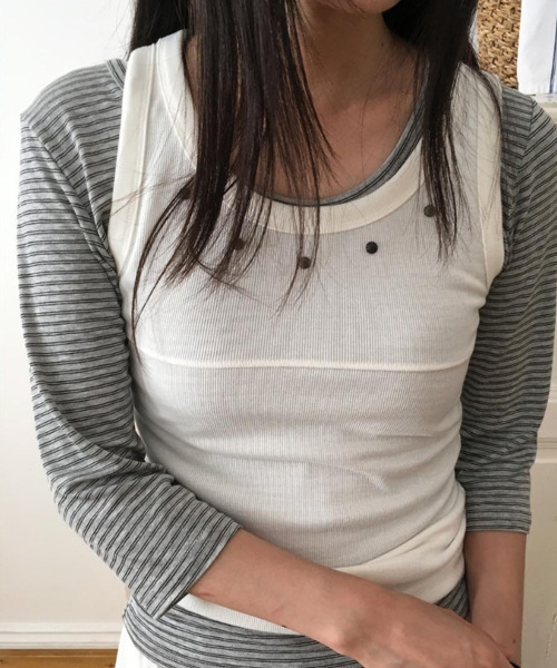 VIVID LADY(ビビッドレディー)の「スタッズ リブタンクトップ ノースリーブトップス(タンクトップ・レディース・チャコールグレー/ブラック/アイボリー・FREE)」の6枚目の写真