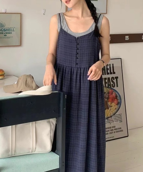 YUGA(ユーガ)の「YUGA_YGMC Korean-style Checked camisole dress(ワンピース・レディース・ホワイト/ネイビー・FREE)」の2枚目の写真