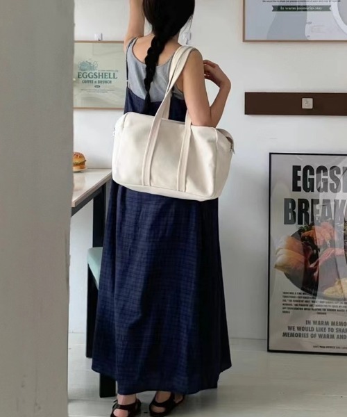 YUGA(ユーガ)の「YUGA_YGMC Korean-style Checked camisole dress(ワンピース・レディース・ホワイト/ネイビー・FREE)」の22枚目の写真