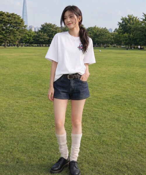 ARTISTWEAR（アーティストウェア）の「[ATW] アトムスター 半袖Tシャツ - 2COLOR（Tシャツ/カットソー・レディース・ブラック/ホワイト・XXXX-LARGE/XX-LARGE/X-LARGE/LARGE/MEDIUM/SMALL）」の9枚目の写真