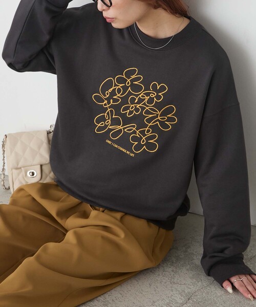 BONLECILL(ボンルシール)の「レタリングフラワー刺繍スウェットプルオーバー(スウェット・レディース・ブラウン/オートミール/杢グレー/チャコールグレー・FREE)」の9枚目の写真
