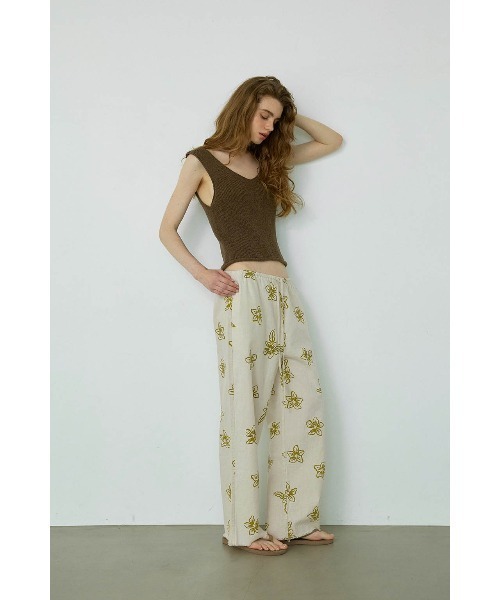 ALEXIA STAM（アリシアスタン）の「Floral Wide Linen Pants /フラワープリントリネンパンツ（その他パンツ・レディース・ベージュ/ブラウン・S/M）」の9枚目の写真