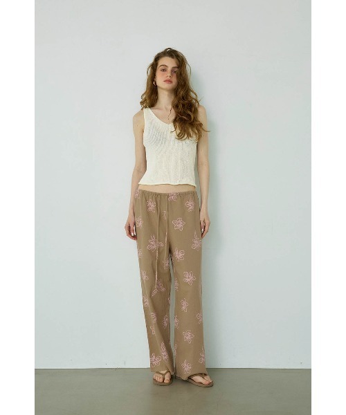 ALEXIA STAM（アリシアスタン）の「Floral Wide Linen Pants /フラワープリントリネンパンツ（その他パンツ・レディース・ベージュ/ブラウン・S/M）」の3枚目の写真