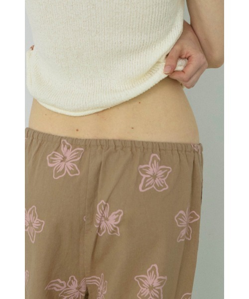 ALEXIA STAM（アリシアスタン）の「Floral Wide Linen Pants /フラワープリントリネンパンツ（その他パンツ・レディース・ベージュ/ブラウン・S/M）」の6枚目の写真
