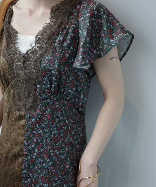 Ameri(アメリ)の「LOUISE PATTERN DOCKING DRESS(ドレス・レディース・ブラウン/ネイビー・MEDIUM/SMALL)」の5枚目の写真
