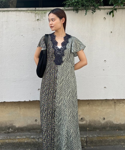 Ameri(アメリ)の「LOUISE PATTERN DOCKING DRESS(ドレス・レディース・ブラウン/ネイビー・MEDIUM/SMALL)」の14枚目の写真