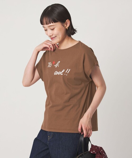 To b. by agnes b.(トゥービーバイアニエスベー)の「<To b. by agnes b.コラボ>ロゴ フレンチスリーブ Tシャツ(Tシャツ/カットソー・レディース・オフホワイト/ブラウン・FREE)」の7枚目の写真