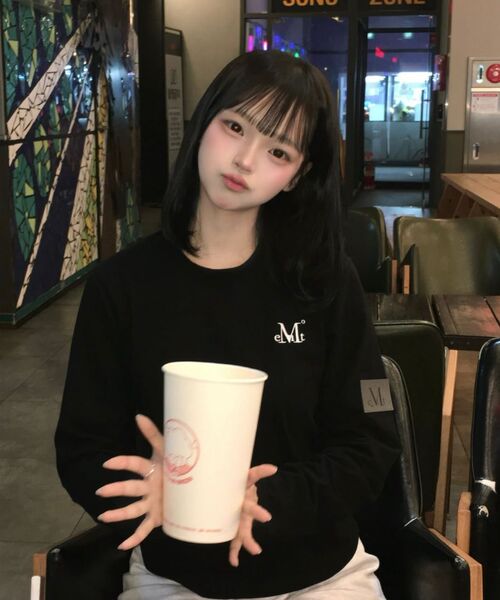 MUCENT(ムセント)の「リアムレザーパッチロングスリーブTシャツ(4カラー)(Tシャツ/カットソー・レディース・ブラック/ホワイト/ネイビー/ライトグレー・FREE)」の21枚目の写真