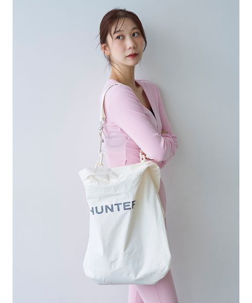 HUNTER(ハンター)の「【HUNTER | emmi】トラベル マルチファンクション パッカブル サコッシュ(ショルダーバッグ・レディース・アイボリー・F)」の1枚目の写真